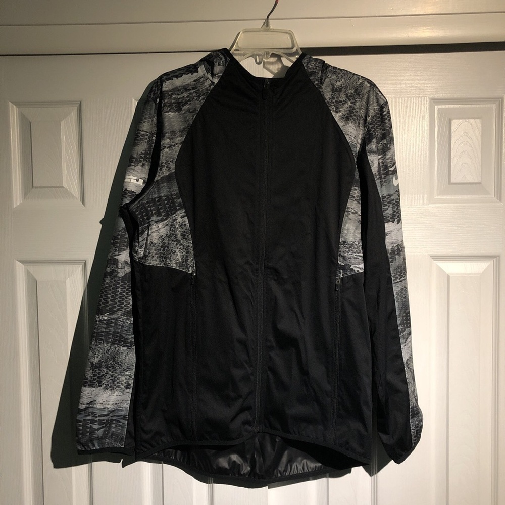 Nike Elite Lebron Windbreaker